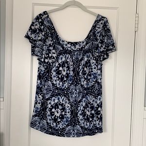 Lane Bryant blue and white short sleeve top